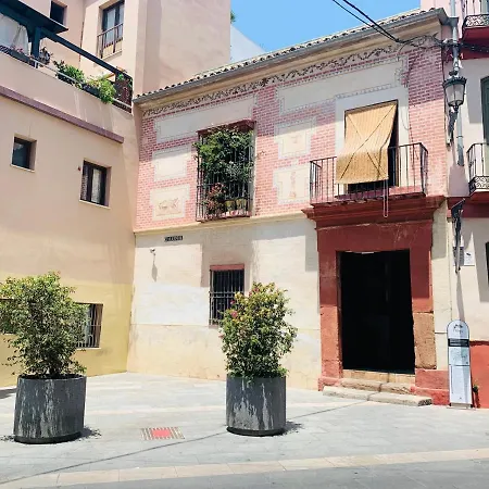 Homely Parras Con Terraza Interior Y Parking Privado Bajo Suplemento Apartmán Màlaga