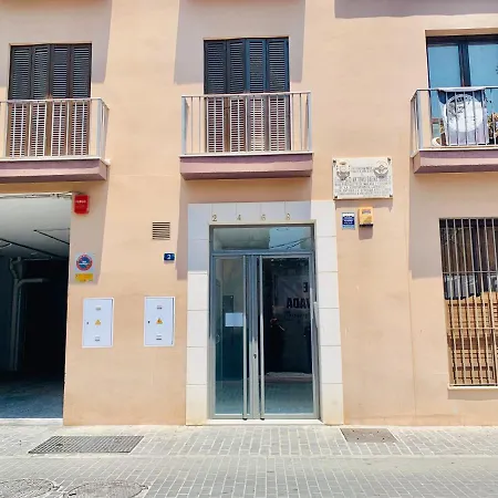 Homely Parras Con Terraza Interior Y Parking Privado Bajo Suplemento Màlaga