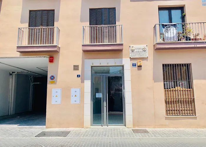 Homely Parras Con Terraza Interior Y Parking Privado Bajo Suplemento Málaga