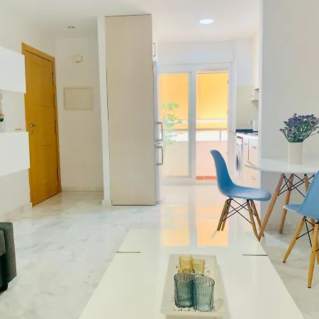 Apartment Homely Parras Con Terraza Interior Y Parking Privado Bajo Suplemento