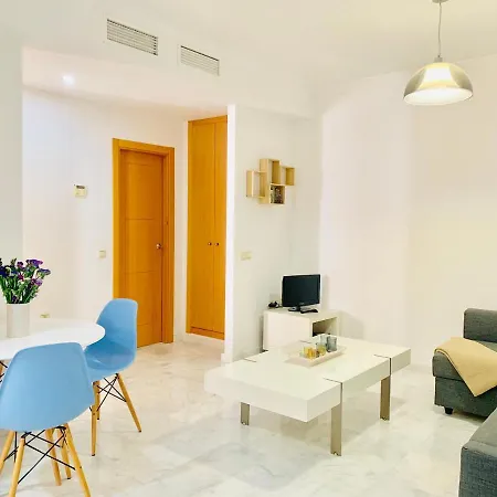 Homely Parras Con Terraza Interior Y Parking Privado Bajo Suplemento Malaga
