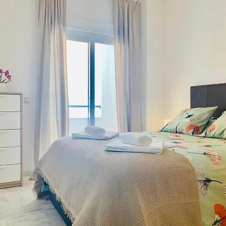 Homely Parras Con Terraza Interior Y Parking Privado Bajo Suplemento Apartment