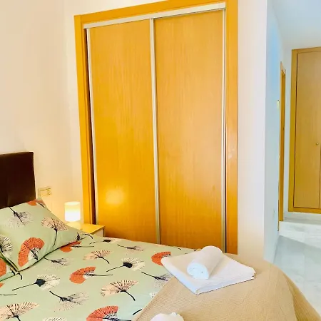 Apartment Homely Parras Con Terraza Interior Y Parking Privado Bajo Suplemento *